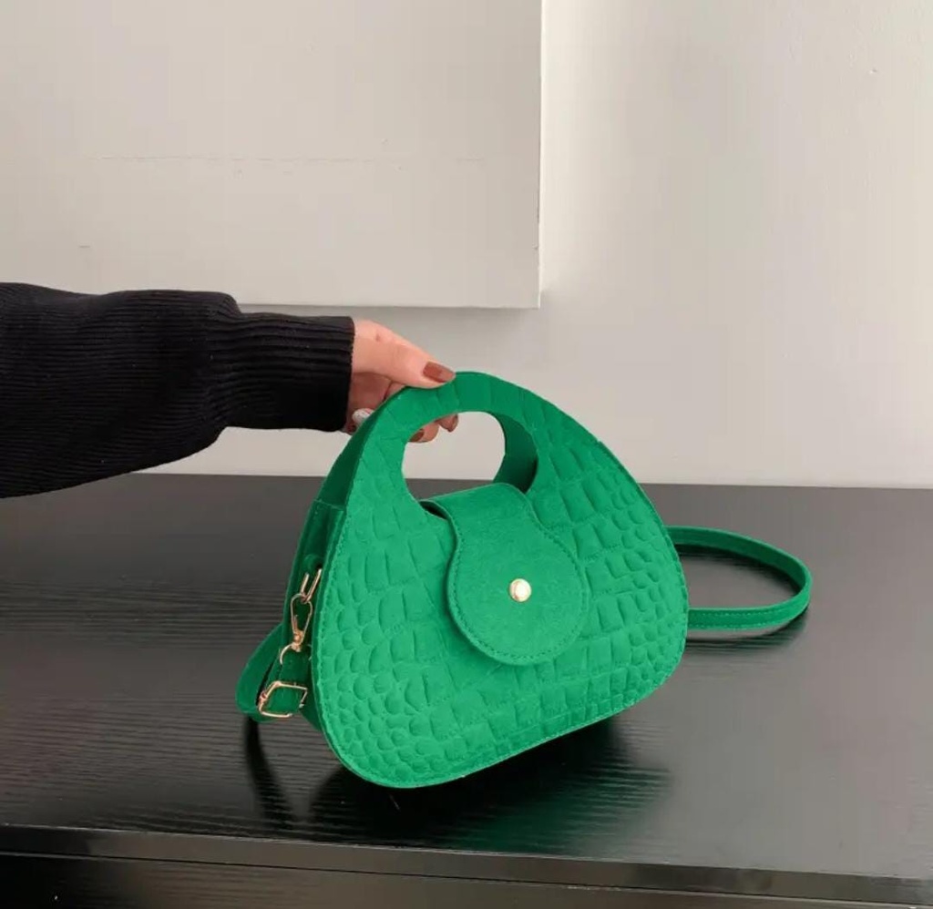 Embossed crocodile bag (green)