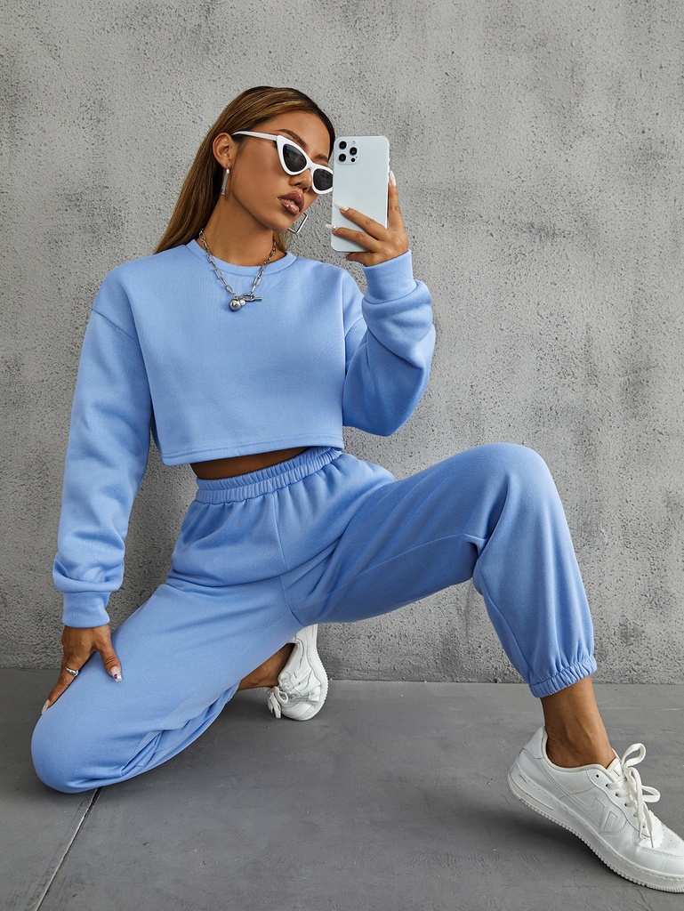 Pull-over & sweatpants set